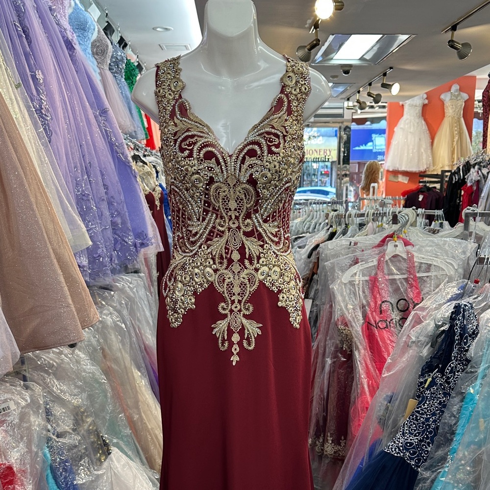 Aspeed Burgundy and Gold Prom Dress